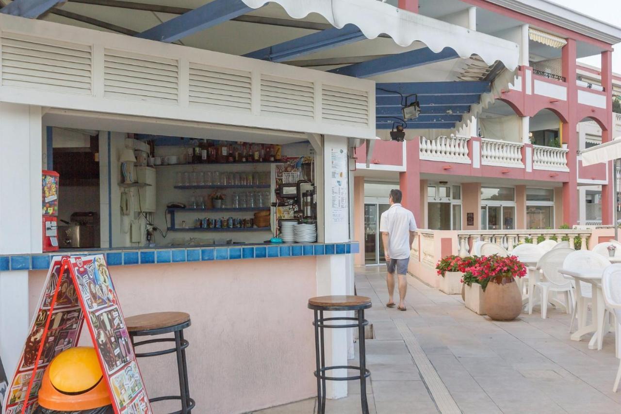 וילפראנש-סור-מר Appartement Bord De Mer Residence L'Ange Gardien מראה חיצוני תמונה