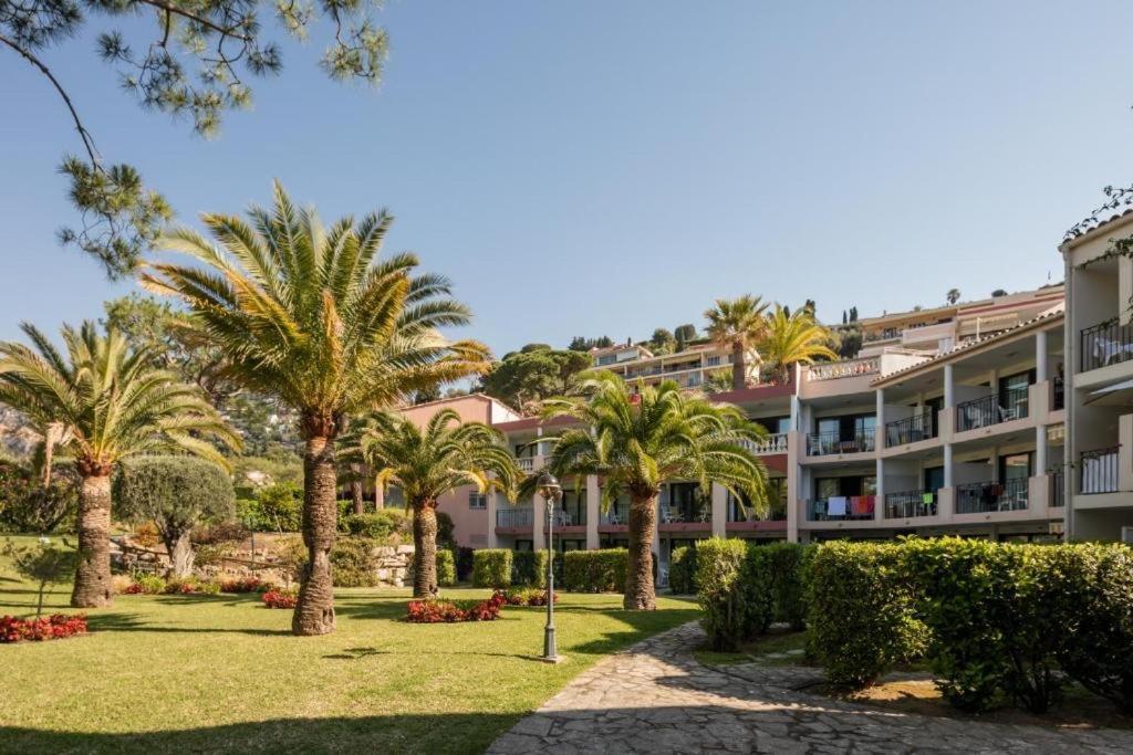 וילפראנש-סור-מר Appartement Bord De Mer Residence L'Ange Gardien מראה חיצוני תמונה