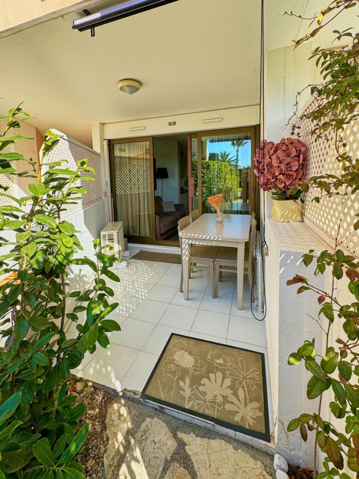 וילפראנש-סור-מר Appartement Bord De Mer Residence L'Ange Gardien מראה חיצוני תמונה